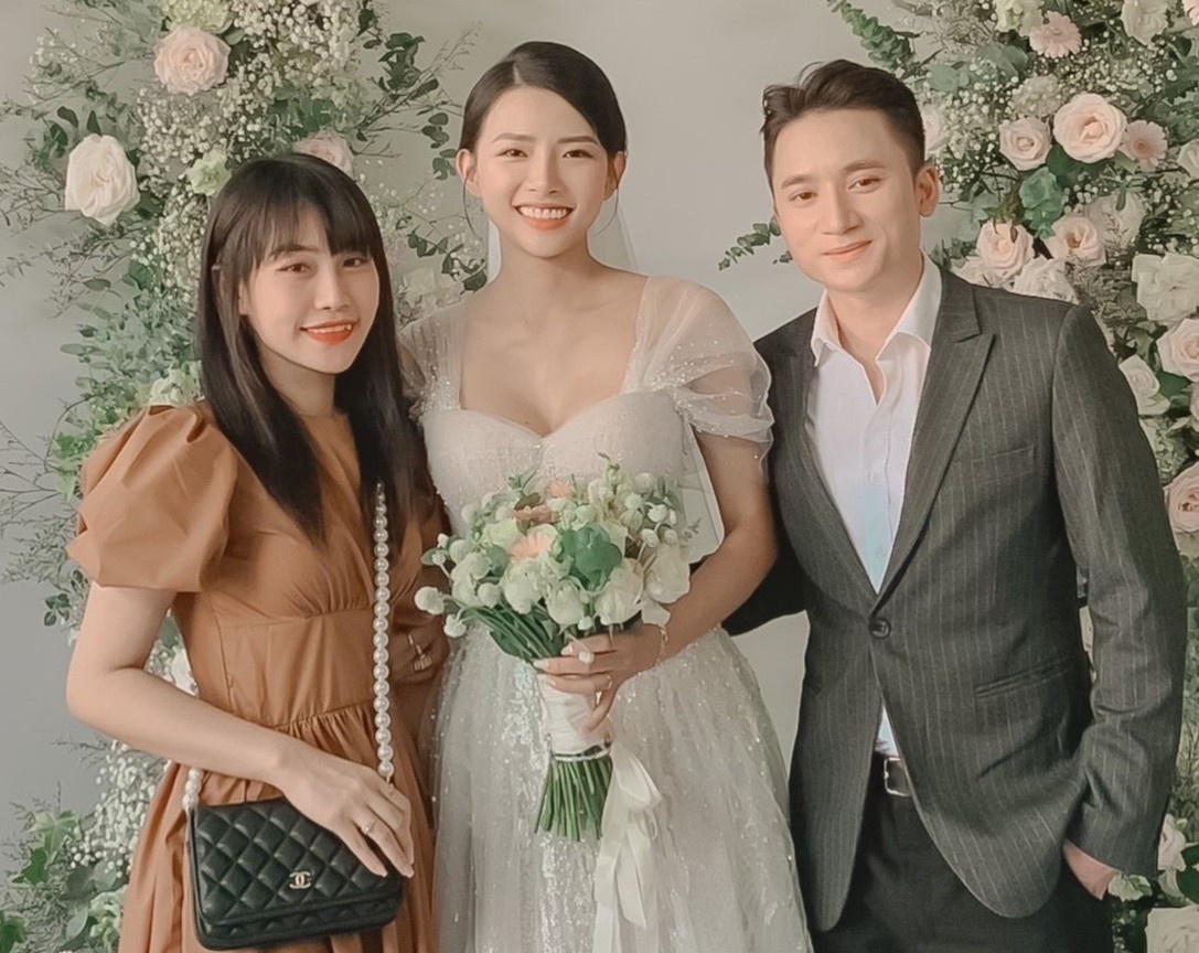 Vo Phan Manh Quynh dien vay cuoi dinh 3.000 vien pha le hinh anh