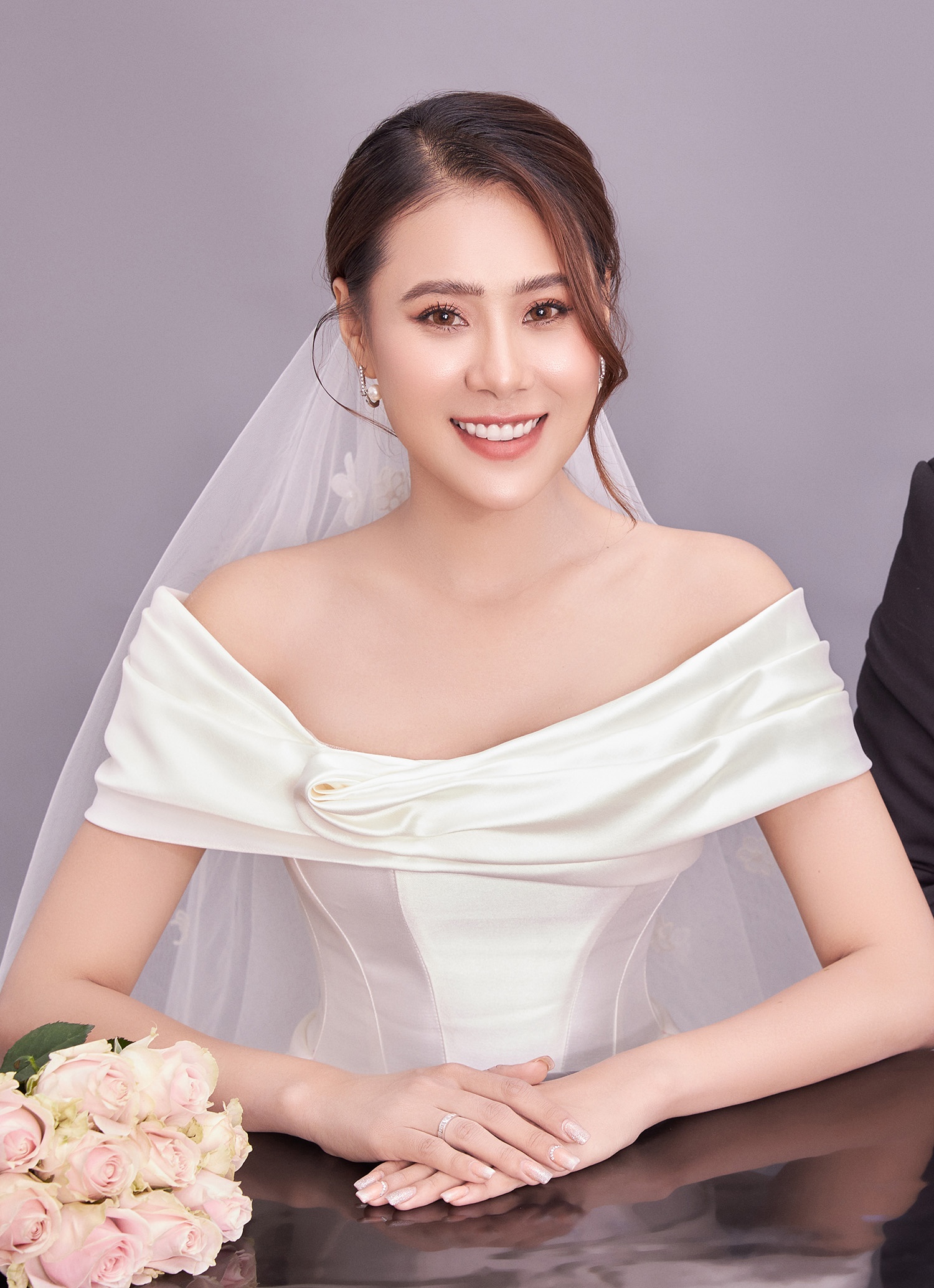 hồ bích trâm kết hôn ảnh 1 ho bich tram ket hon anh 1