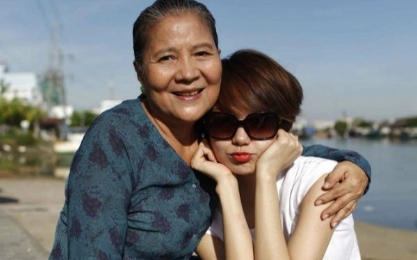 NSUT Le Thien bi nga cau thang, nut xuong song hinh anh