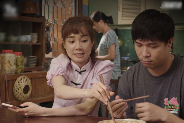 trang phuc nha phuong va thuy ngan anh 3