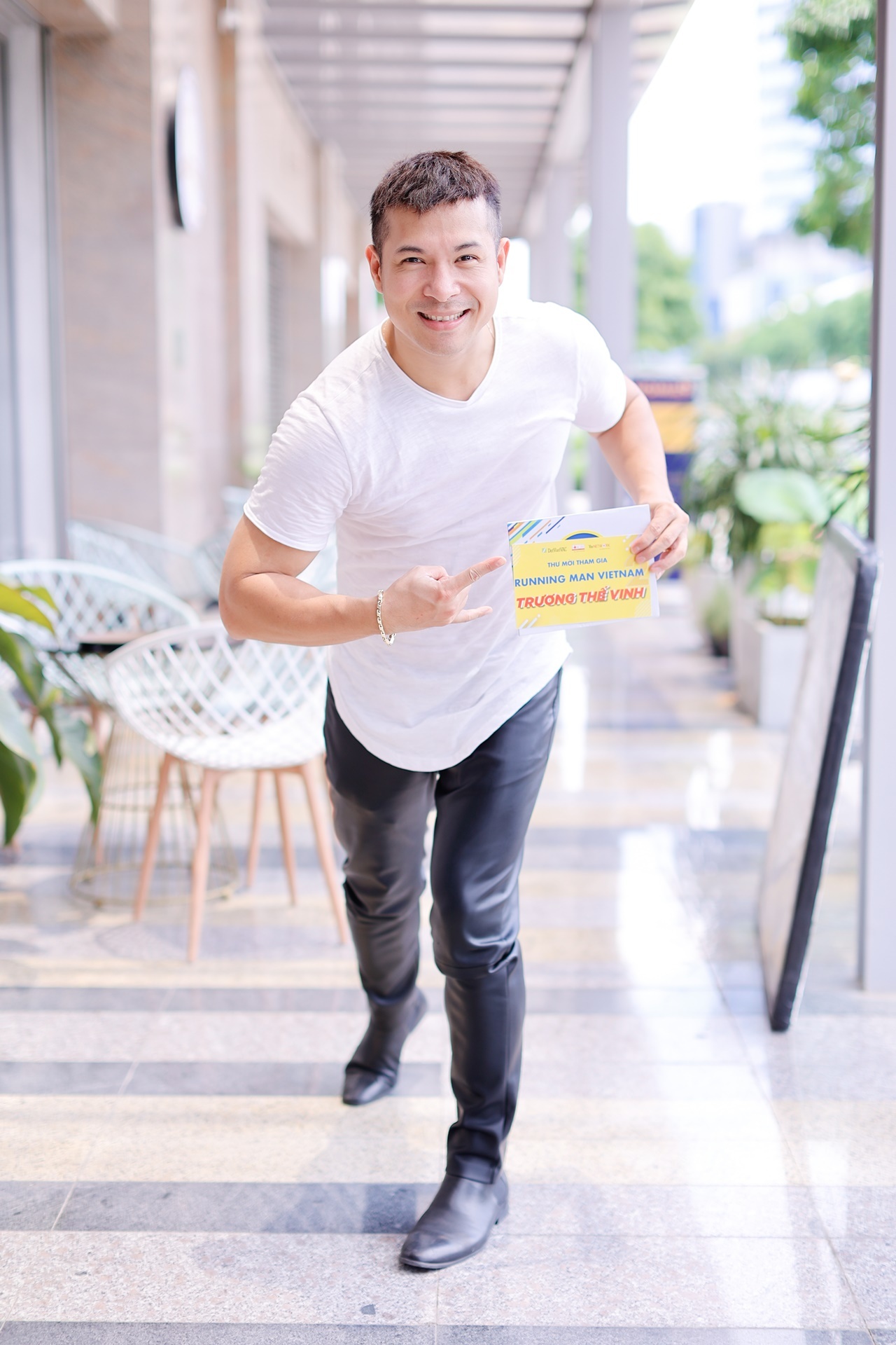 truong the vinh tham gia running man anh 1