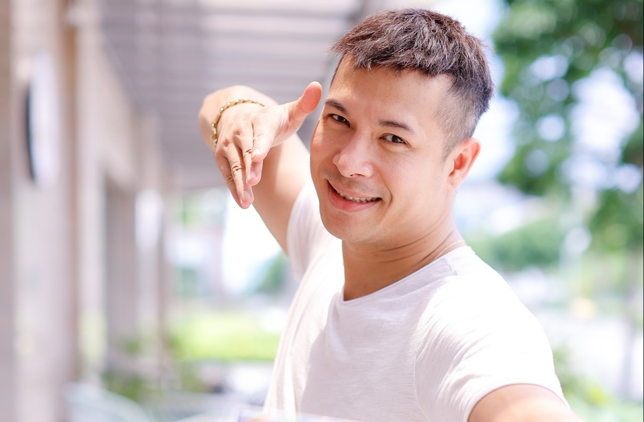 Truong The Vinh va doi hinh Running Man mua hai hinh anh