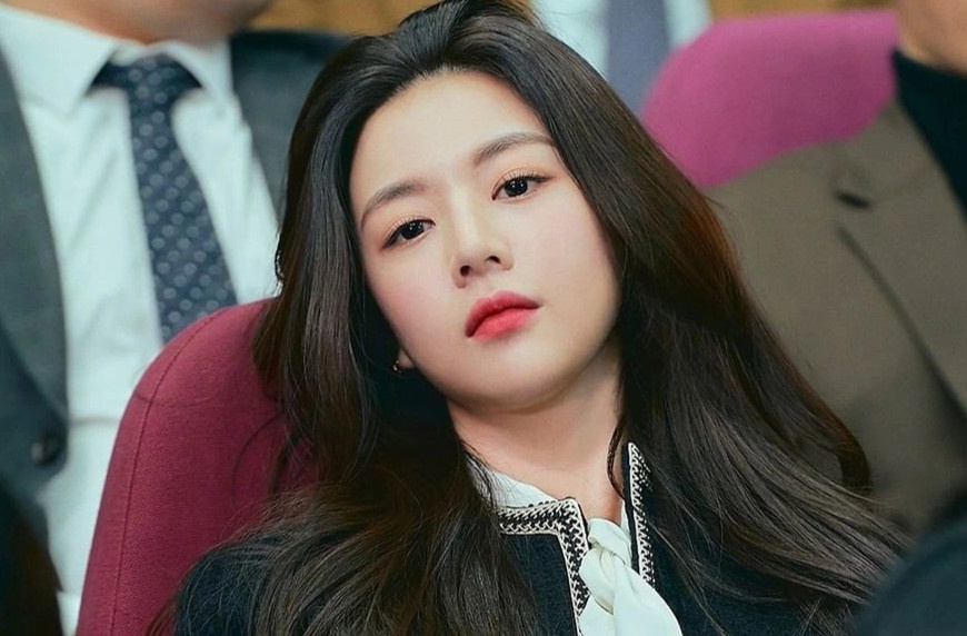 Go Yoon Jung va vai dien bi ban trai thao tung, doa tung clip nhay cam hinh anh