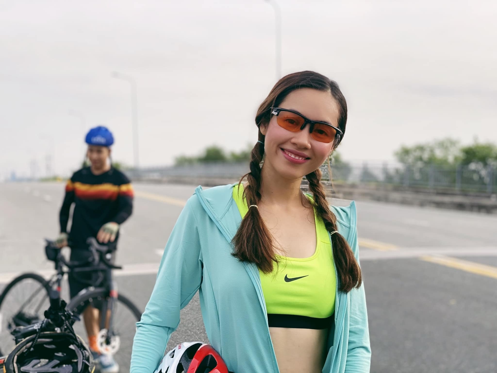 nghe si bi anh huong boi dich anh 1