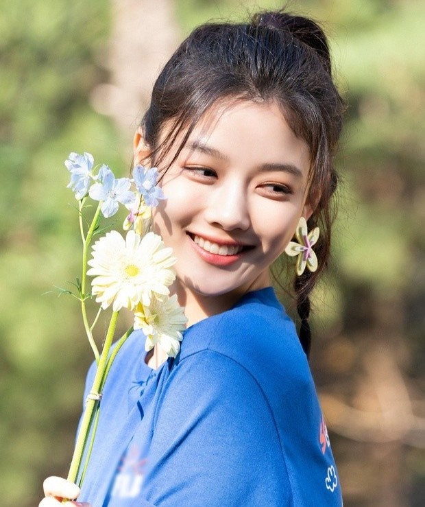 dien vien Kim Yoo Jung anh 6