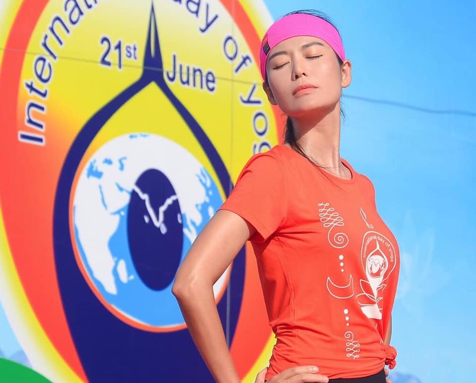 hoa hau thu thuy qua doi anh 5