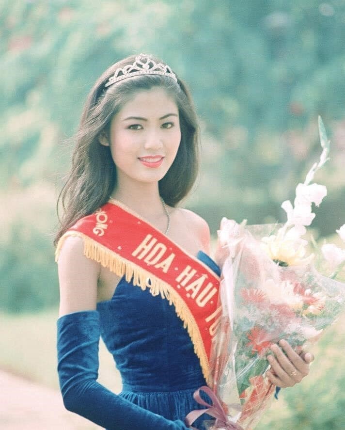 hoa hau thu thuy qua doi anh 2