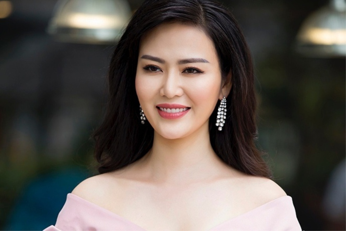 hoa hau thu thuy anh 1