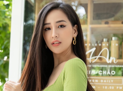 Mai Phuong Thuy dang ky lam tinh nguyen vien chong dich tai TP.HCM hinh anh