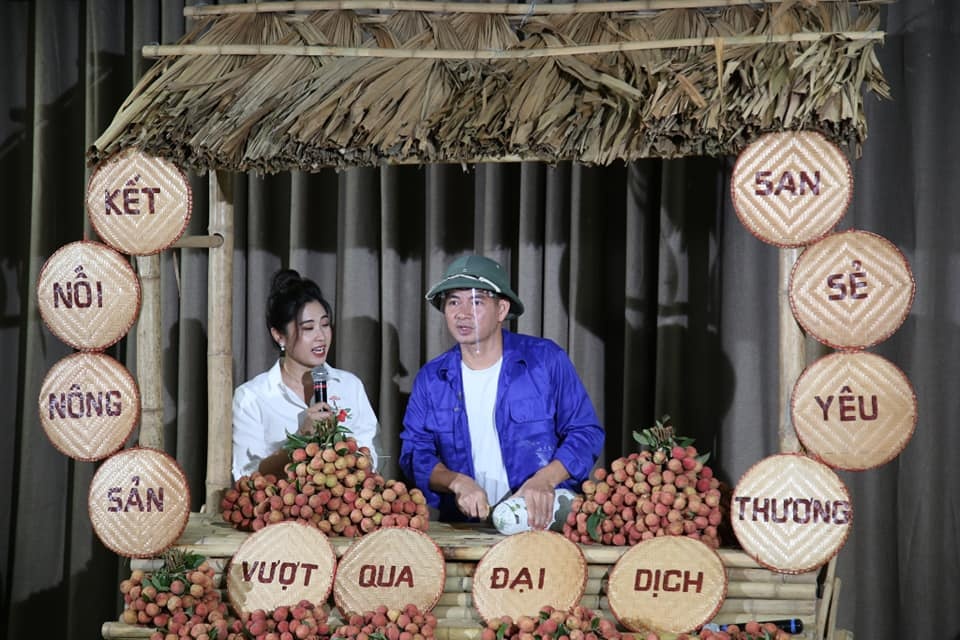 dien vien ha huong,  xuan bac anh 1