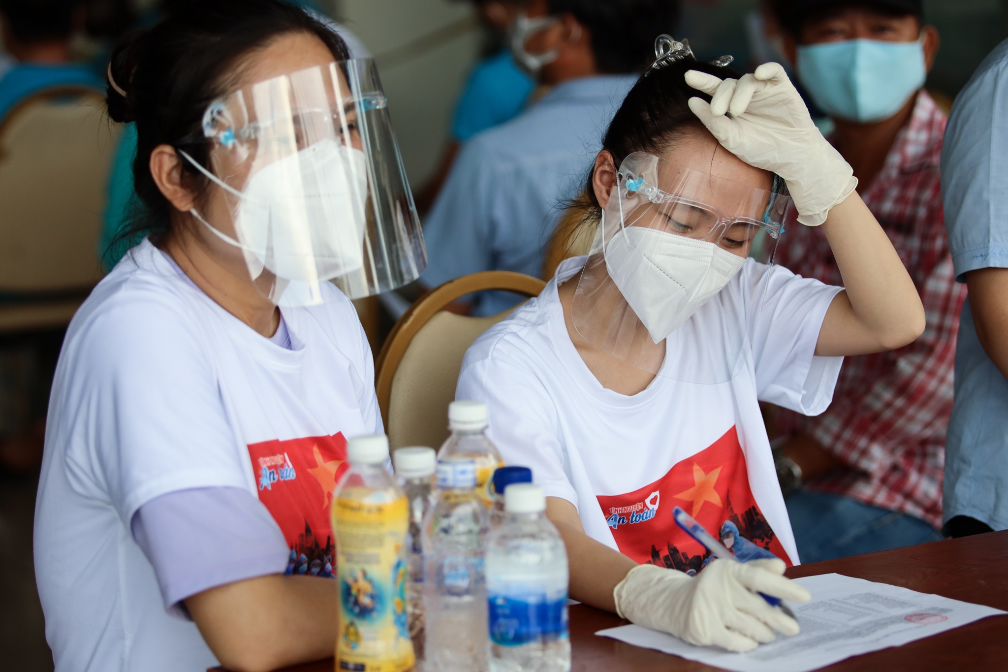 nghe si chong dich anh 10