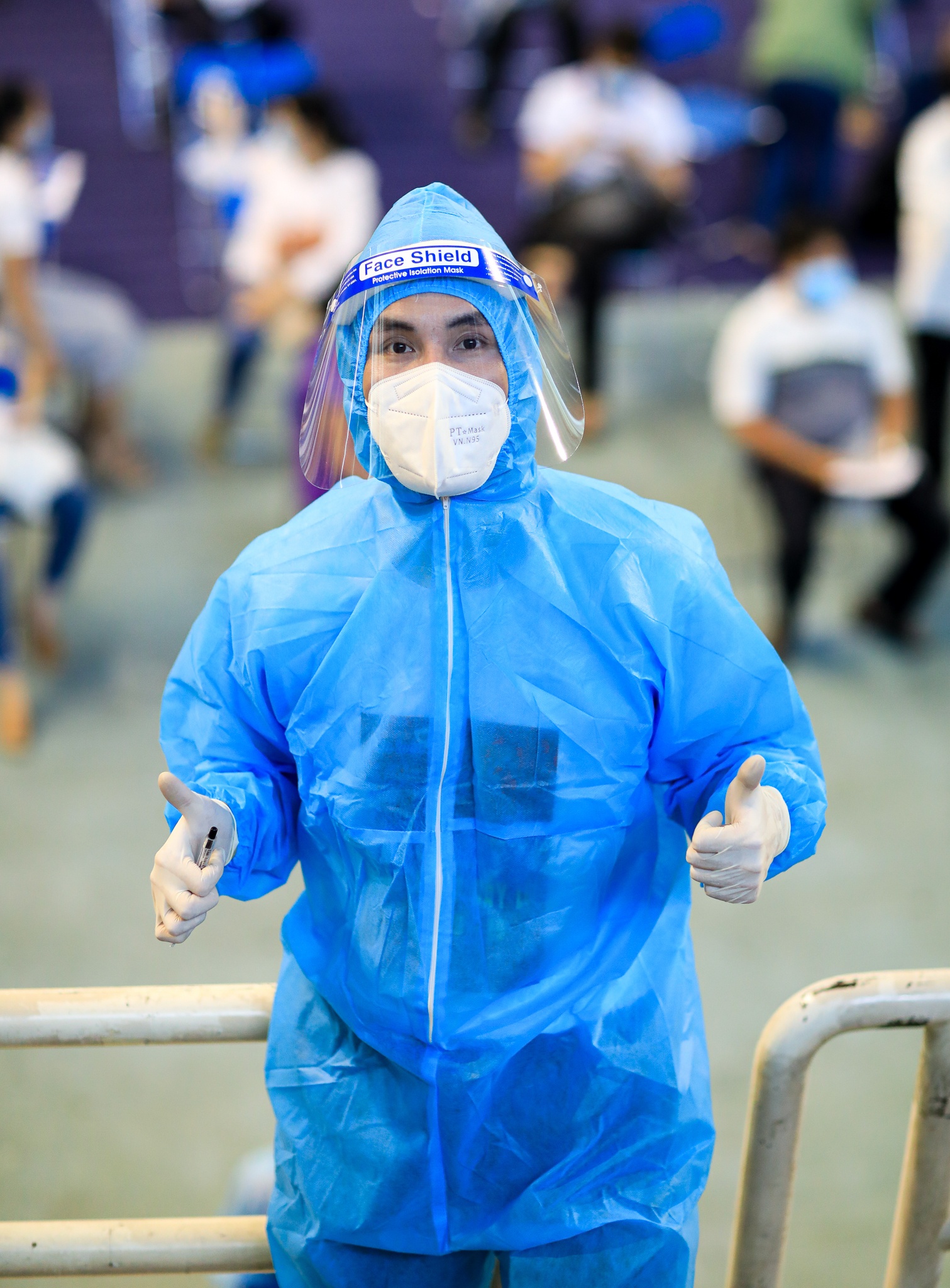 nghe si chong dich anh 3