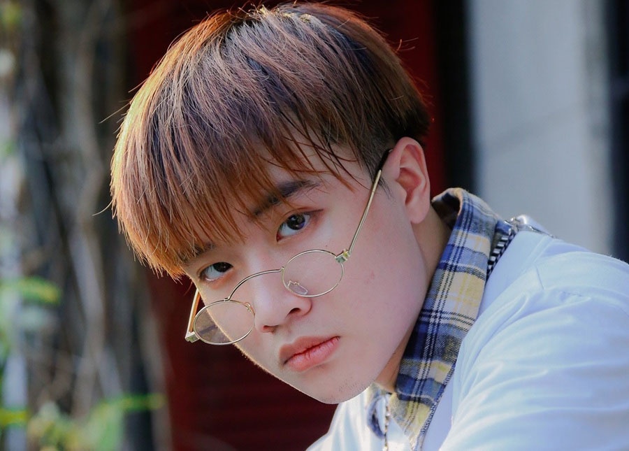 Hoang Anh Giong hat Viet nhi: 'Toi ap luc truoc ngay thi THPT' hinh anh