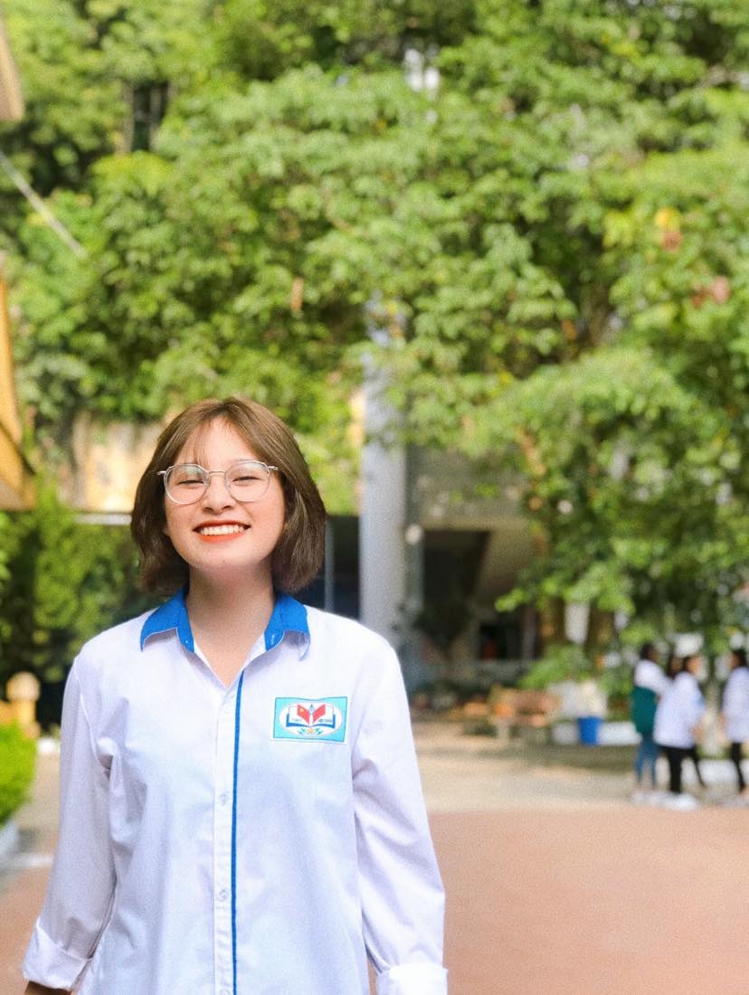 ky thi tot nghiep THPT anh 10