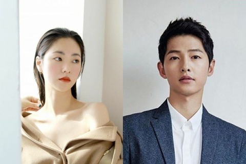 Song Joong Ki tang xe ca phe cho ban dien nhu loi hen o 'Vincenzo' hinh anh