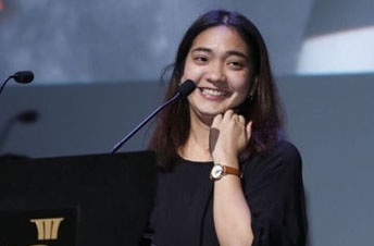 Phim 'Vi' cua Le Bao bi cam chieu vi canh nude keo dai 30 phut hinh anh