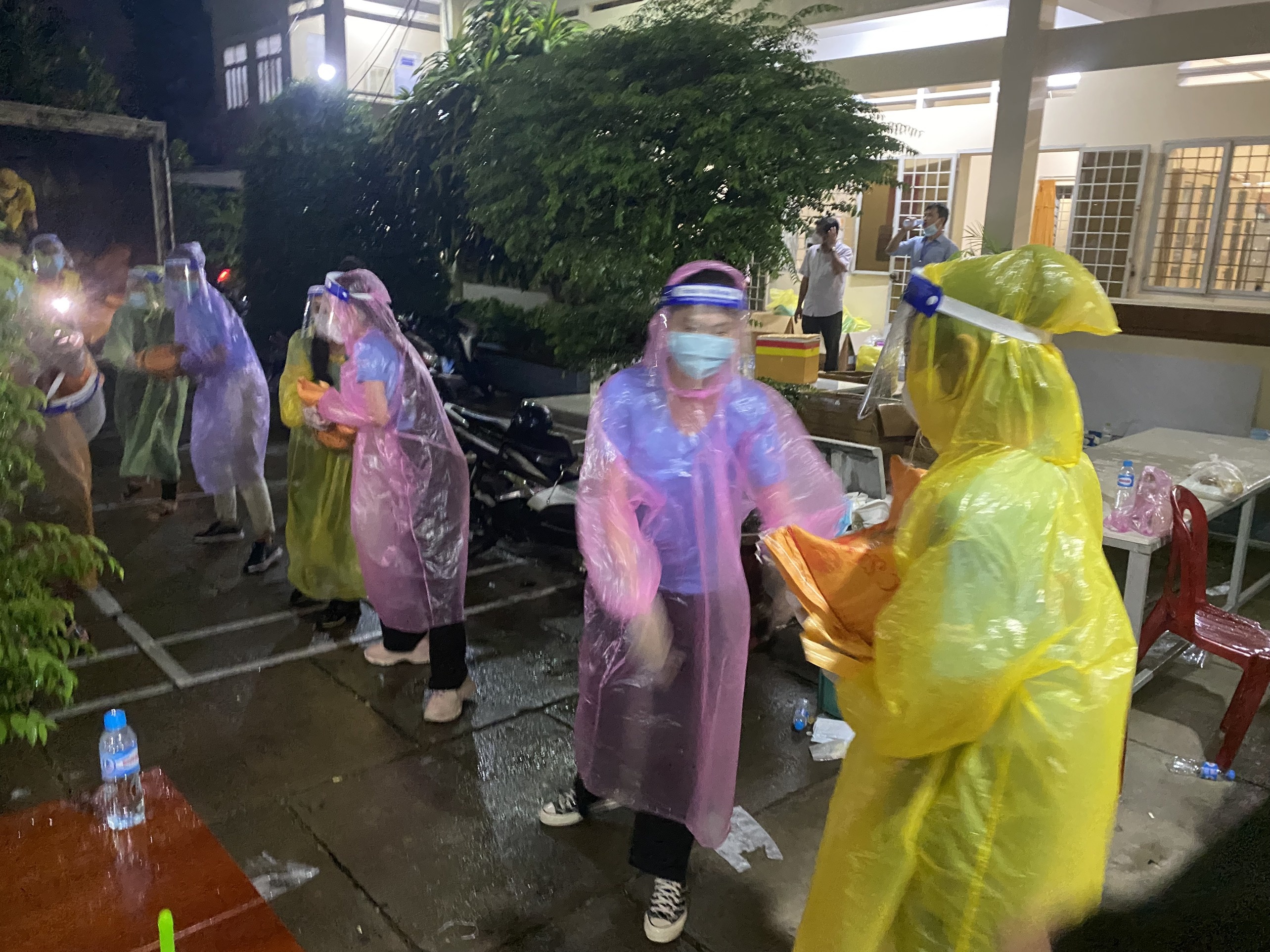 a hau kieu loan doi mua anh 1