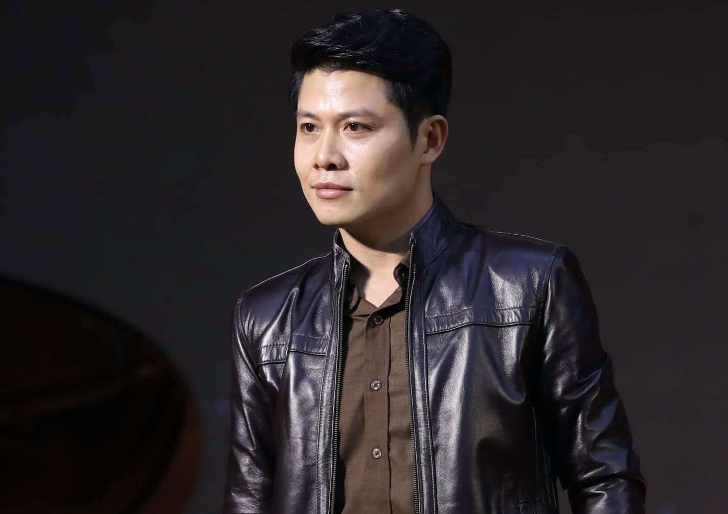 tinh nghe si trong thoi dich anh 1