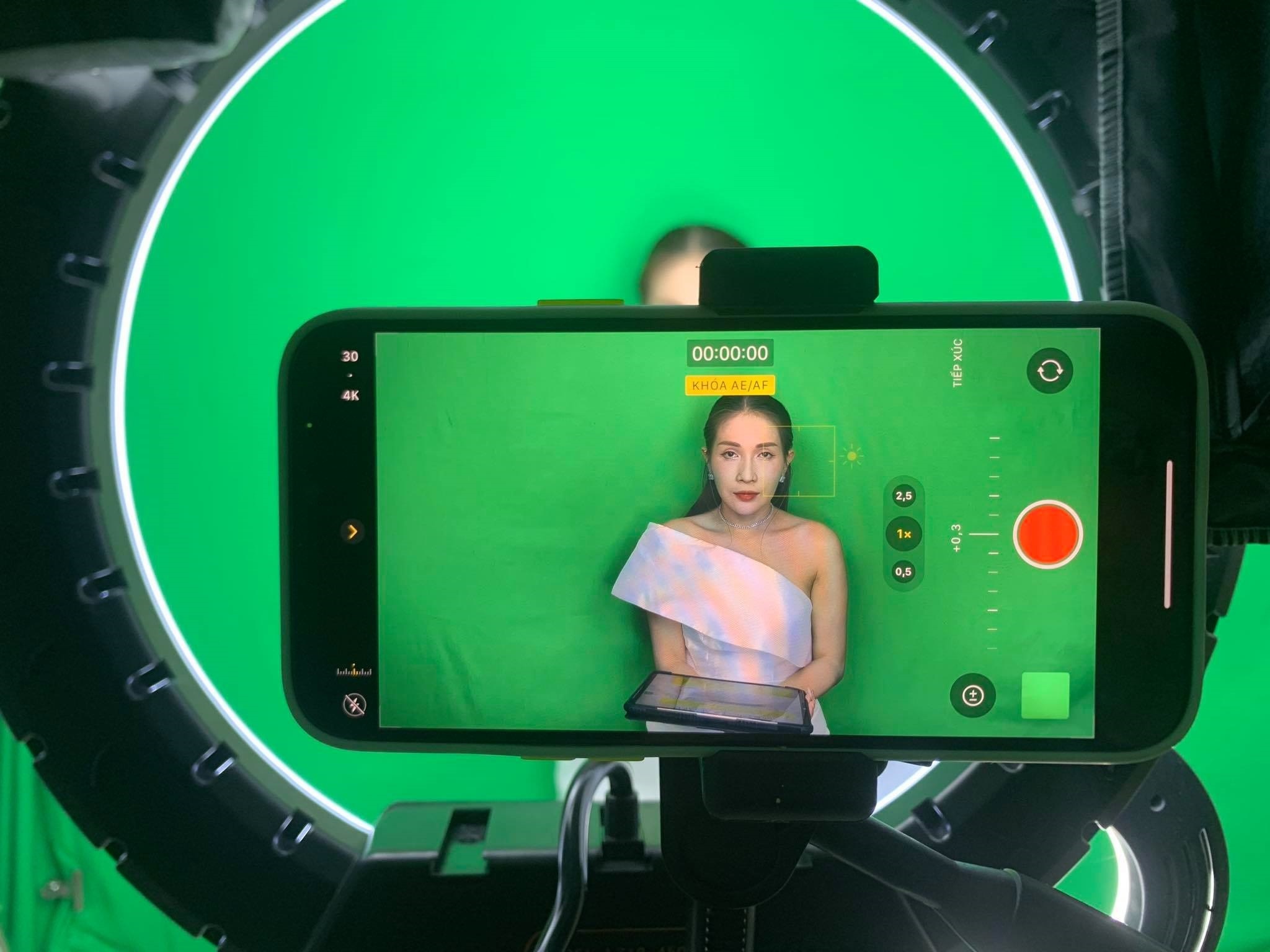 truong giang ghi hinh tai nha anh 1