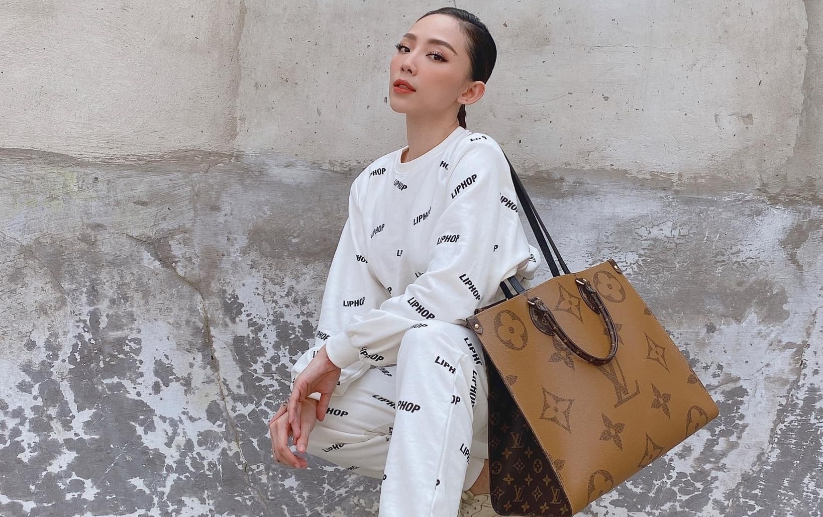 nghe si thanh ly quan ao anh 7