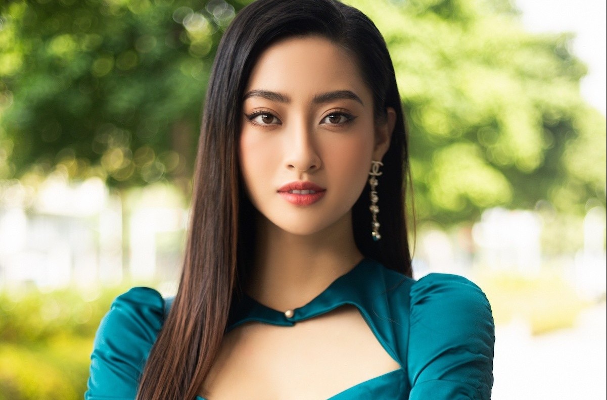 Luong Thuy Linh: 'Me tung phan doi toi thi hoa hau' hinh anh