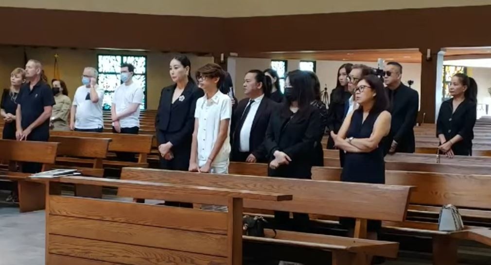 nghe si quoc tru anh 2