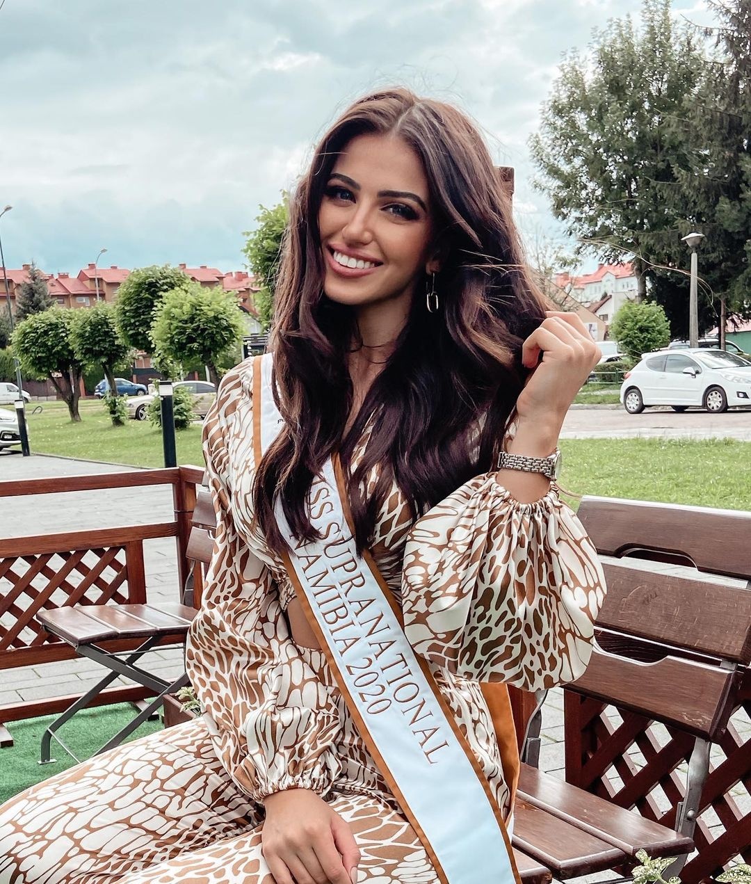 hoa hau Chanique Rabe anh 13