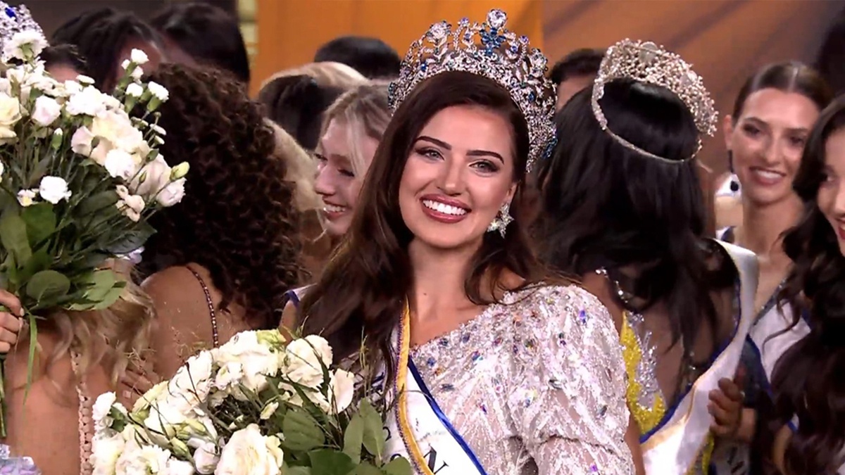 hoa hau Chanique Rabe anh 1