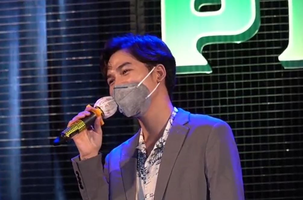 Dong Nhi,  Ong Cao Thang anh 2