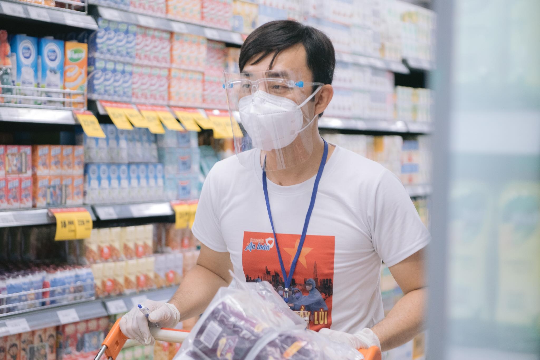 bo doi di sieu thi ho anh 1