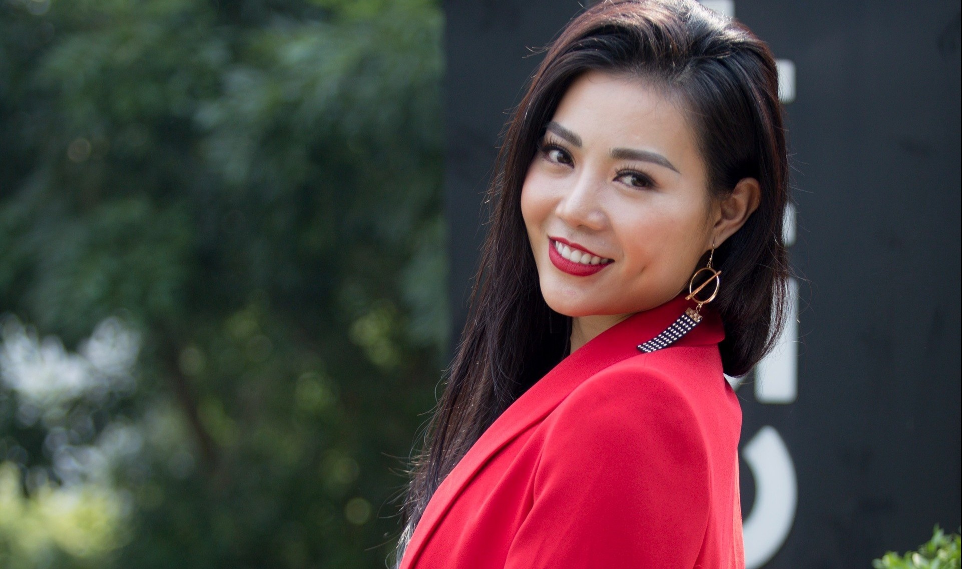 99 nghe si nhan tien ho tro anh huong do Covid-19 hinh anh