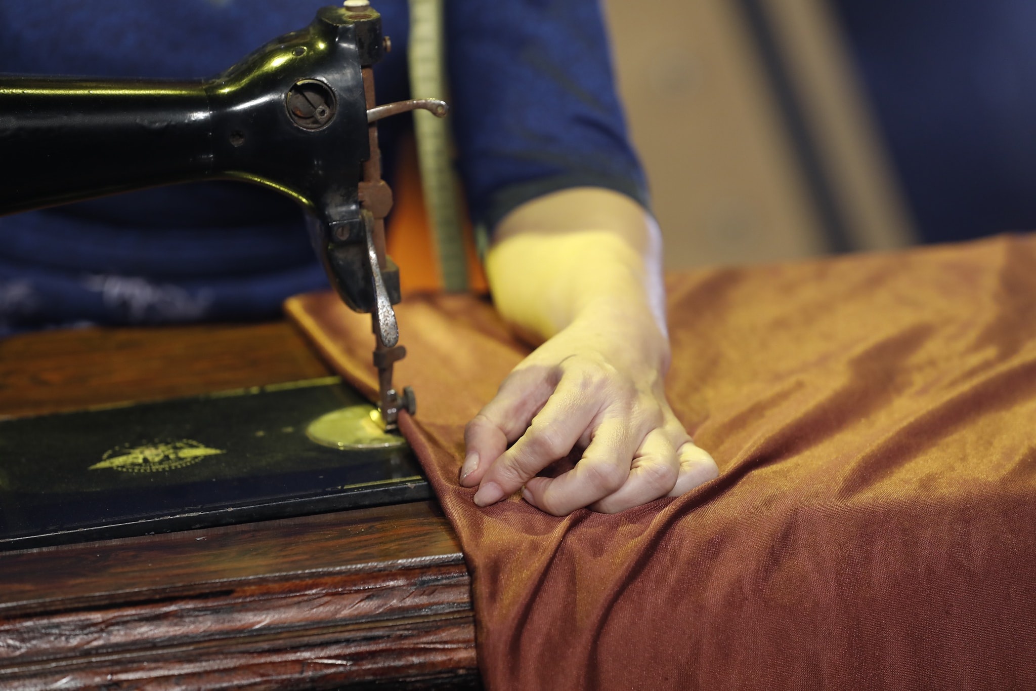 Phi Nhung qua doi anh 7