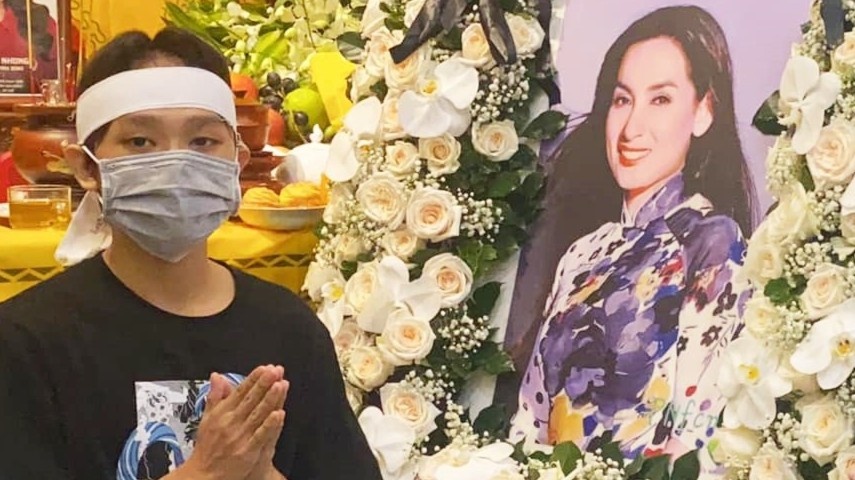 Le vieng ca si Phi Nhung hinh anh