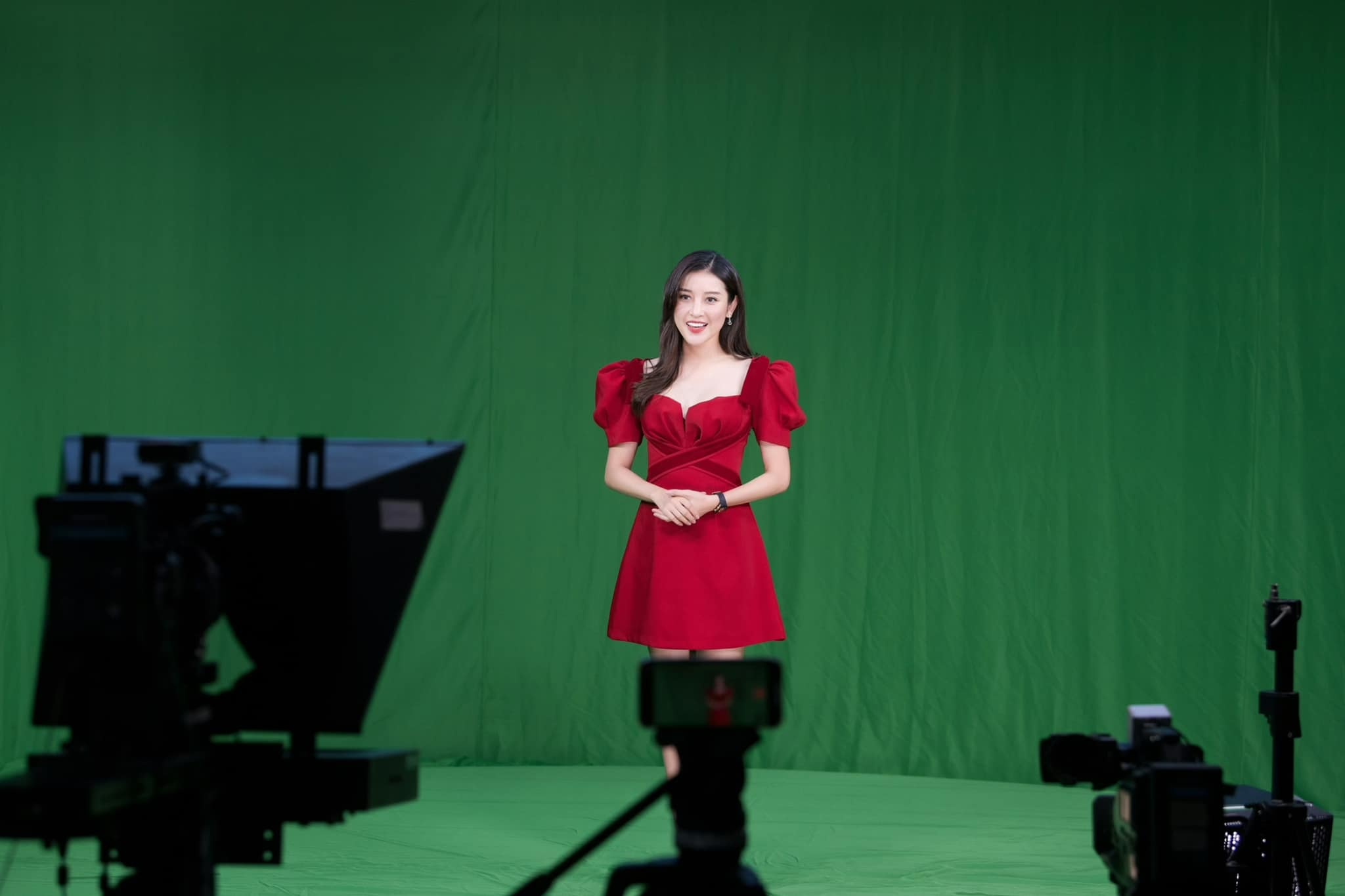 nghe si lam viec sau dich anh 4