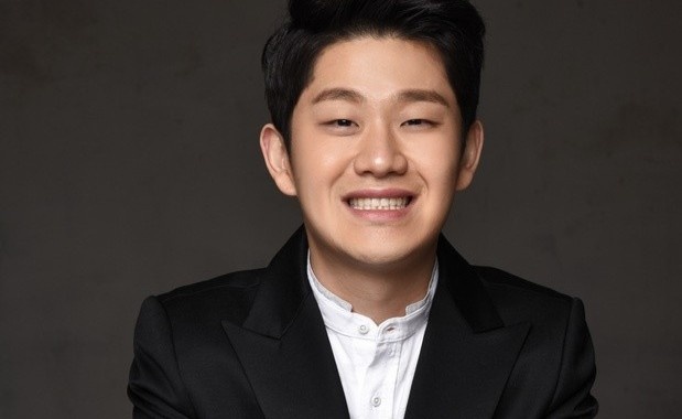 Ca si Han bi tay chay vi gia mac benh ung thu hinh anh