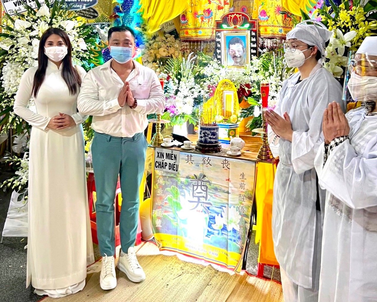 phuong thanh,  ly hung vieng dao dien canh don anh 1