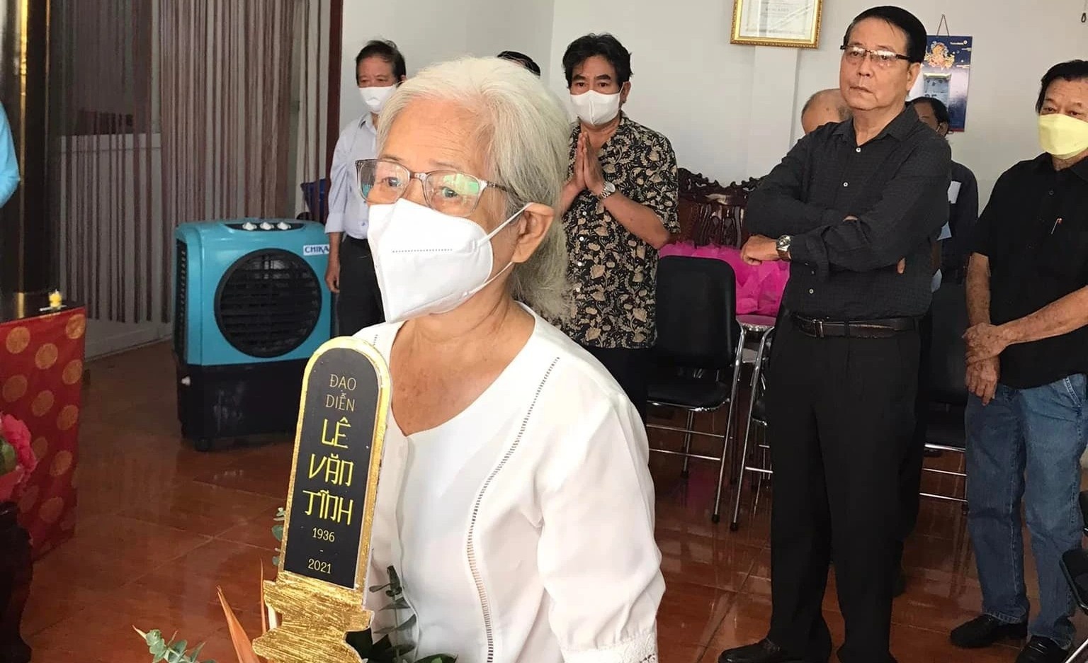 16 nghe si qua doi vi covid anh 2