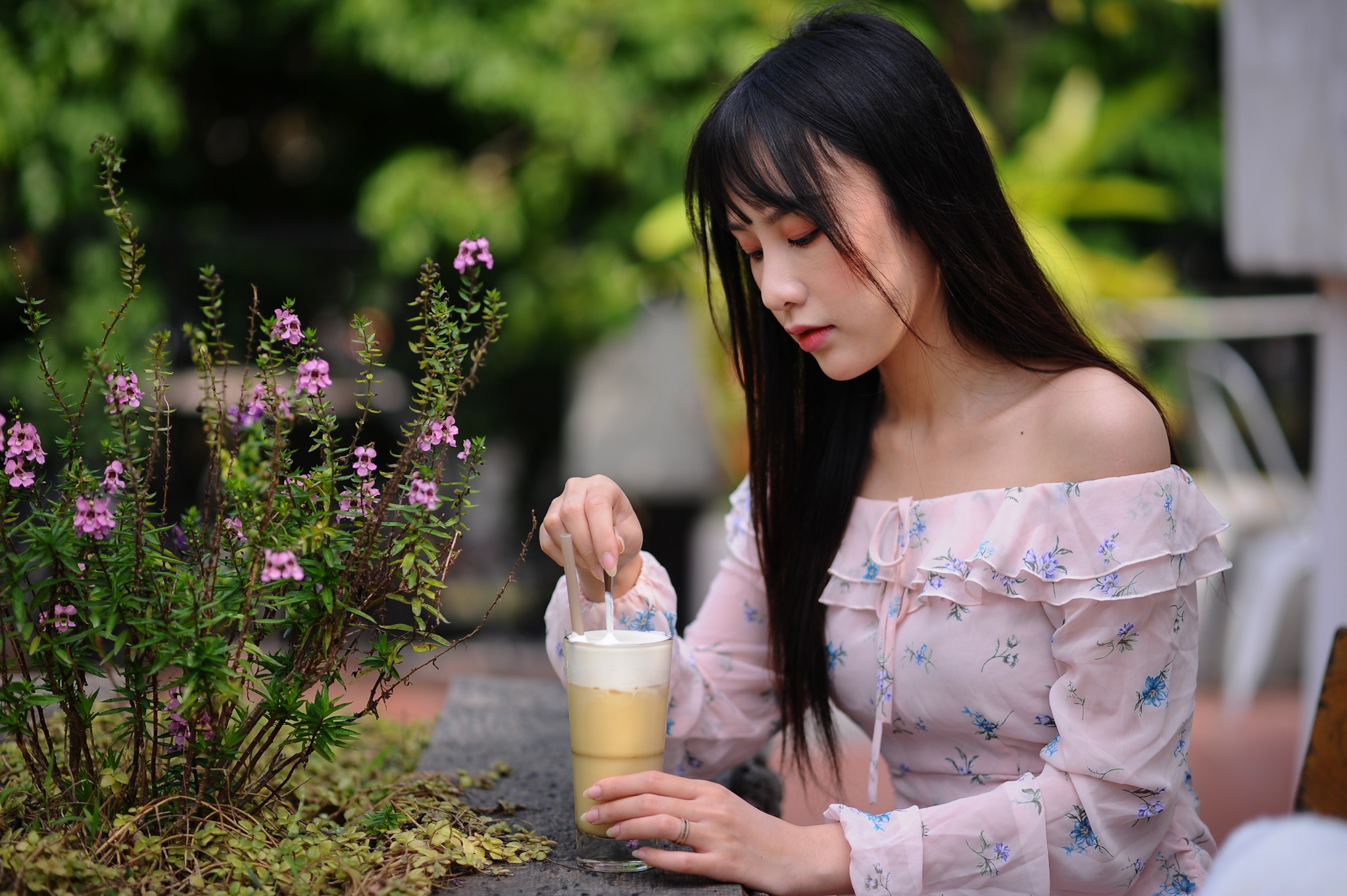 con gai nghe si tran nhuong anh 9