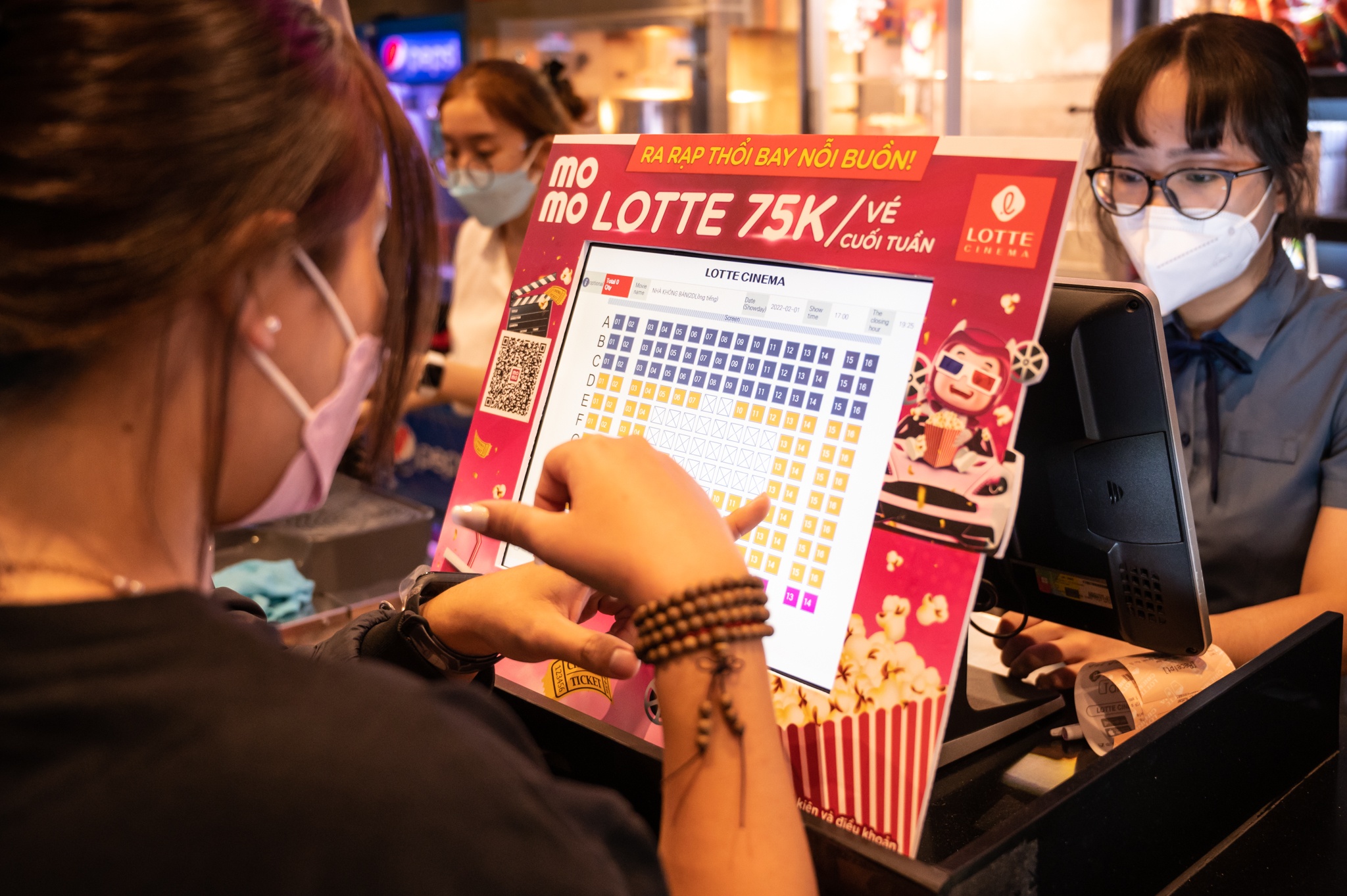 rap phim Tet 2022 anh 2