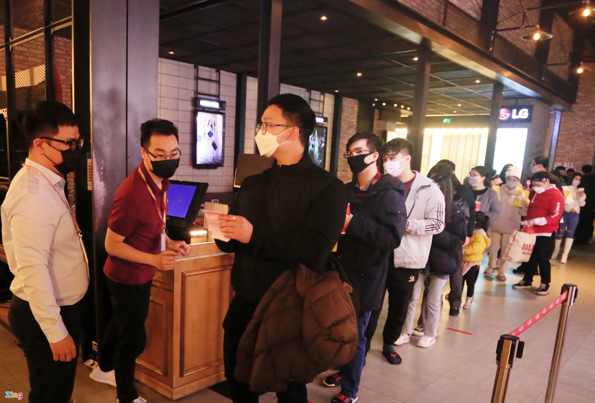 rap phim Ha Noi mo cua anh 1