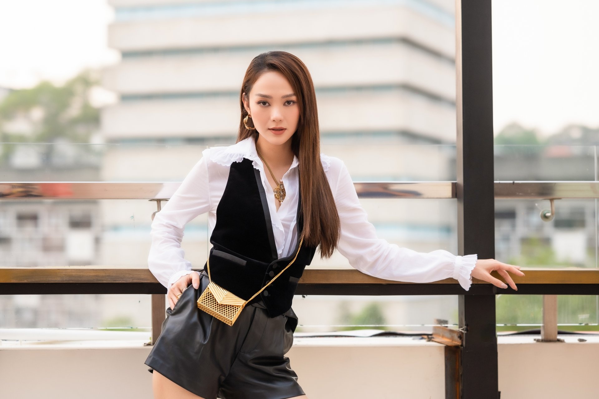 nghe si mac Covid anh 3