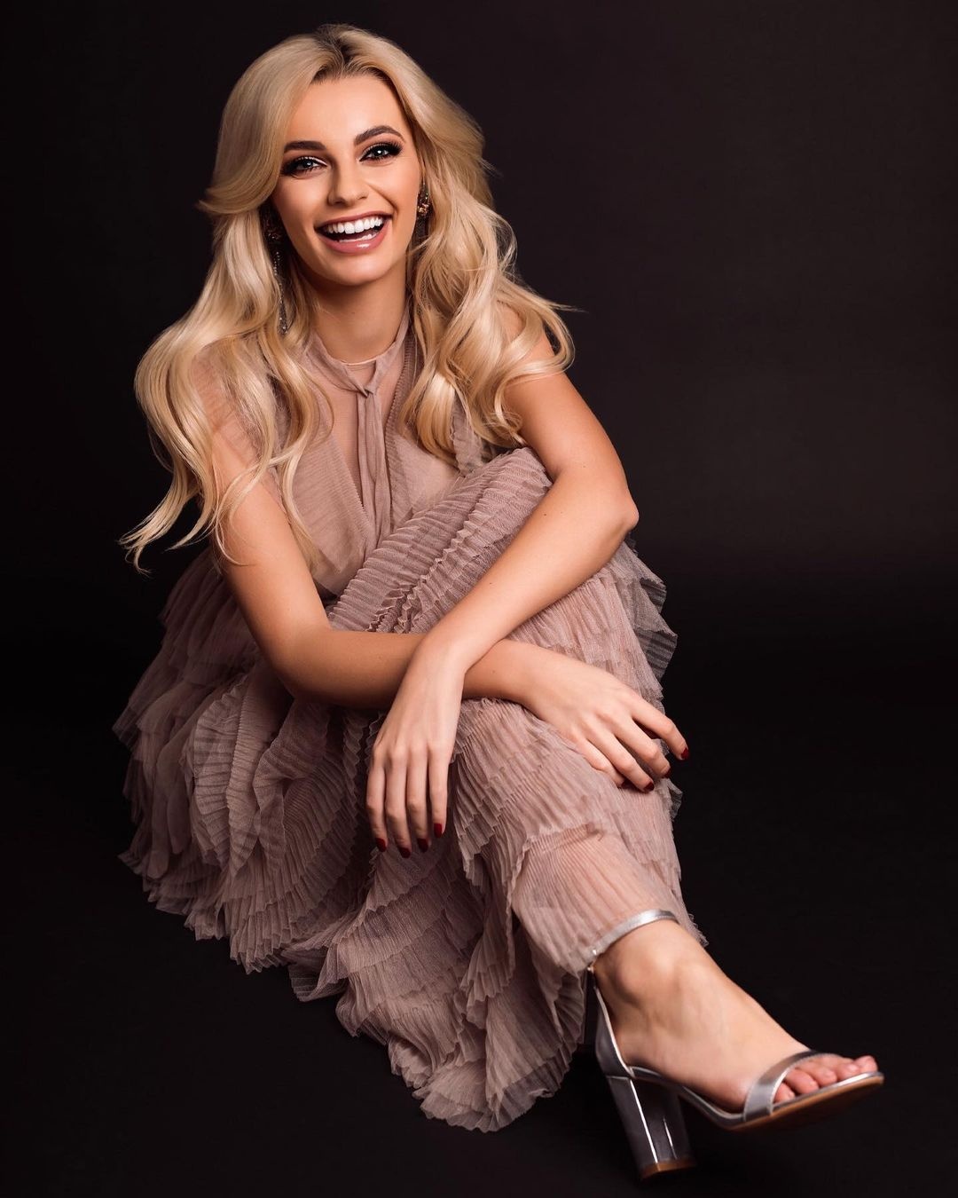 hoa hau the gioi 2022 Karolina Bielawska anh 11