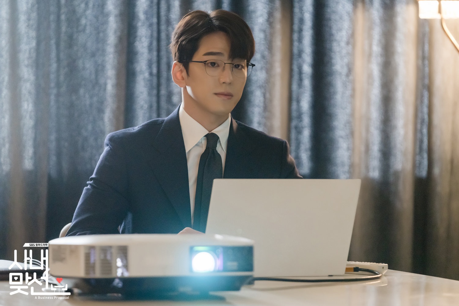 phim hẹn hò chốn công sở ảnh 5 phim hen ho chon cong so anh 5