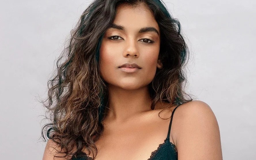 Nu chinh 'Bridgerton 2': 'Toi tung gap kho khan vi mau da cua minh' hinh anh