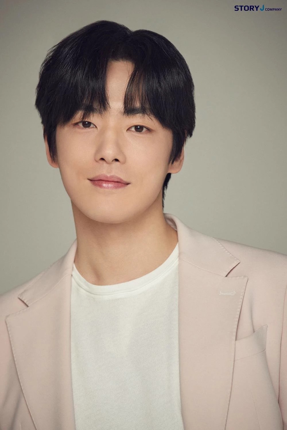 Kim Jung Hyun tái xuất ảnh 3 Kim Jung Hyun tai xuat anh 3