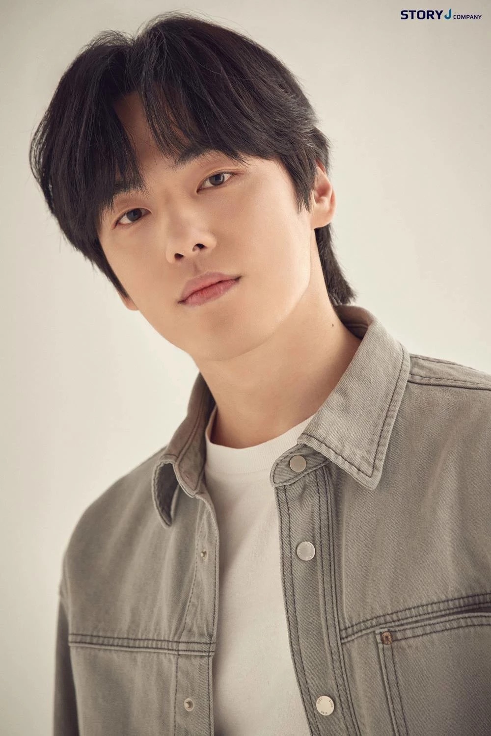 Kim Jung Hyun tái xuất ảnh 2 Kim Jung Hyun tai xuat anh 2