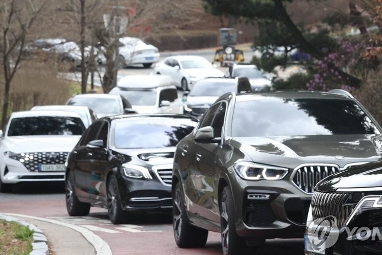 Dan xe sang trong le cuoi Son Ye Jin va Hyun Bin hinh anh