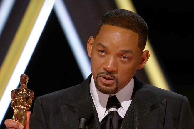 Will Smith nen tra lai tuong vang Oscar 2022 hinh anh