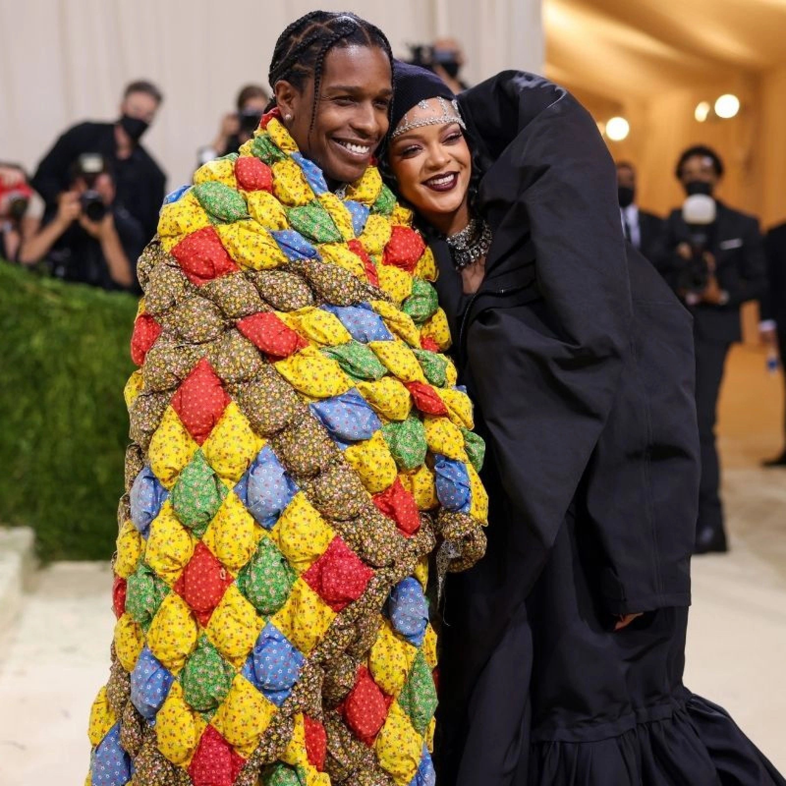 Rihanna chia tay ban trai anh 2