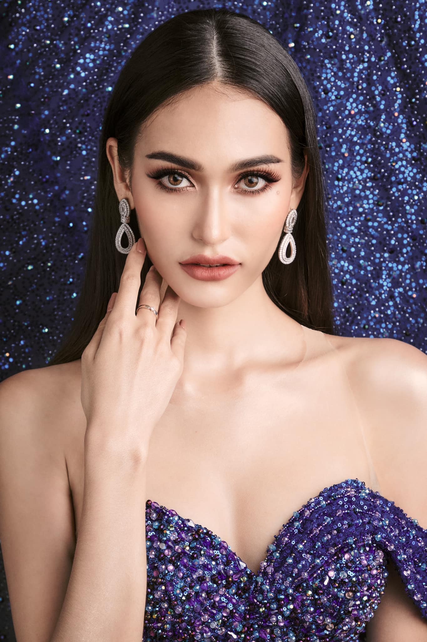 a hau hoa binh thai lan anh 14